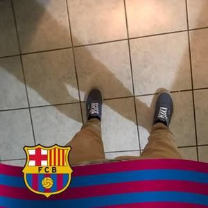 Meet your Posher, Moises